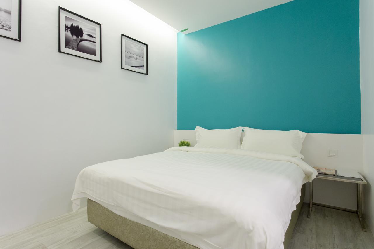 Aloha Hotel SDN BHD Pontian Kecil Buitenkant foto