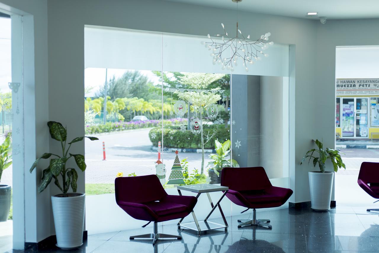 Aloha Hotel SDN BHD Pontian Kecil Buitenkant foto