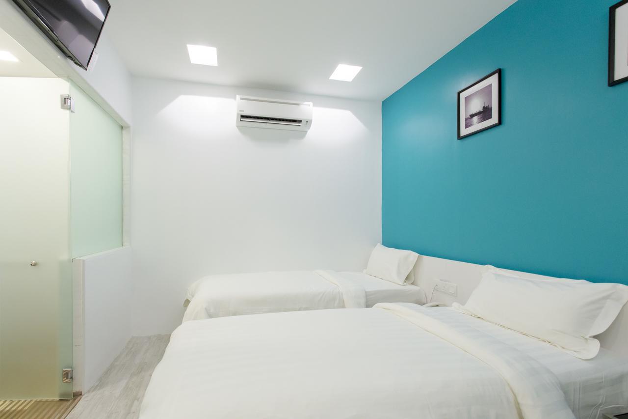 Aloha Hotel SDN BHD Pontian Kecil Buitenkant foto